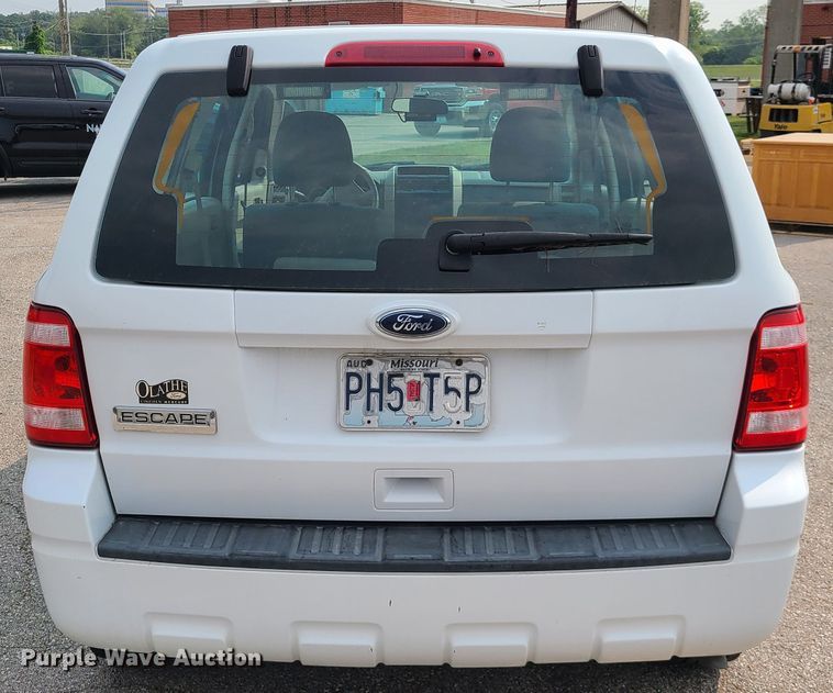 image for item IU9259 2010 Ford Escape  SUV