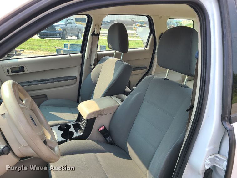 image for item IU9259 2010 Ford Escape  SUV