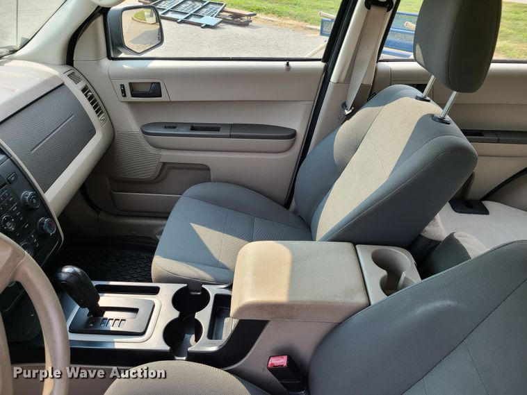 image for item IU9259 2010 Ford Escape  SUV