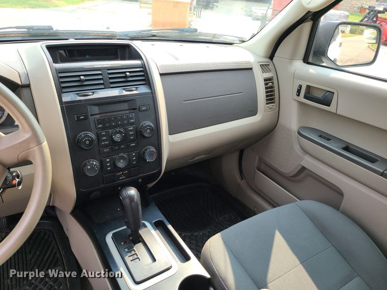 image for item IU9259 2010 Ford Escape  SUV