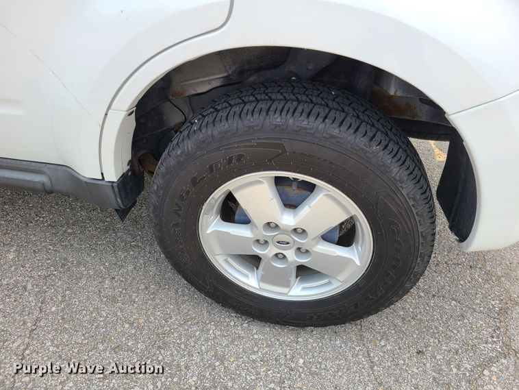 image for item IU9259 2010 Ford Escape  SUV