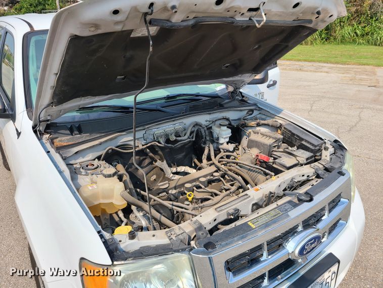 image for item IU9259 2010 Ford Escape  SUV