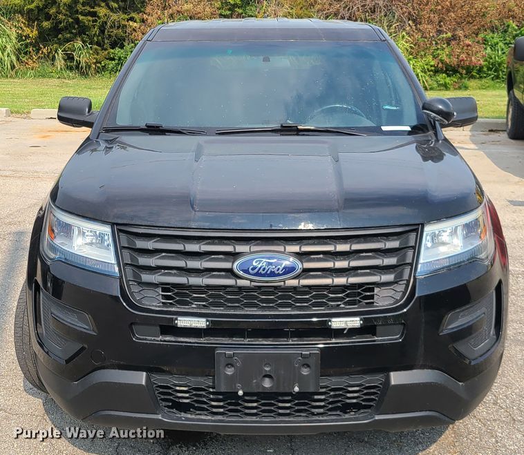 image for item IU9260 2017 Ford Explorer Police Interceptor  SUV