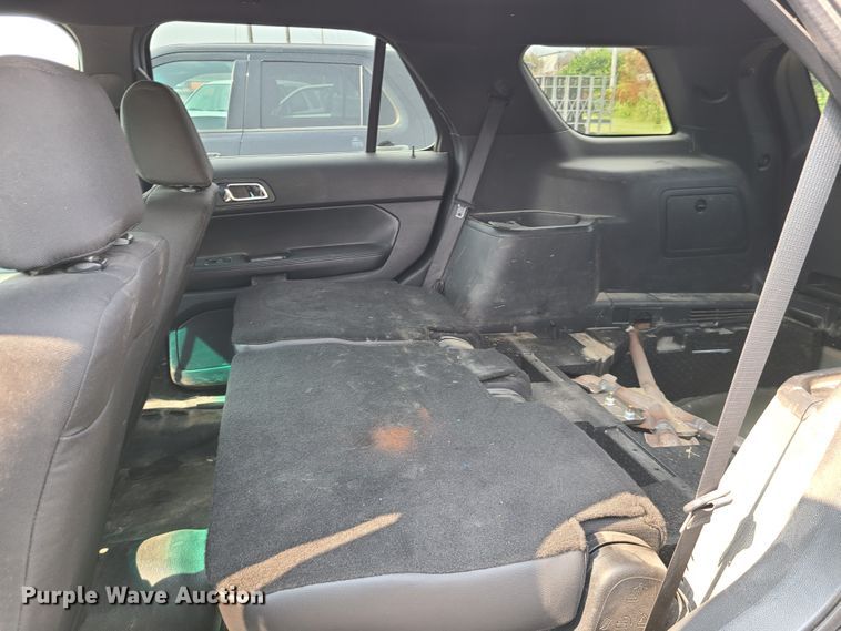 image for item IU9260 2017 Ford Explorer Police Interceptor  SUV