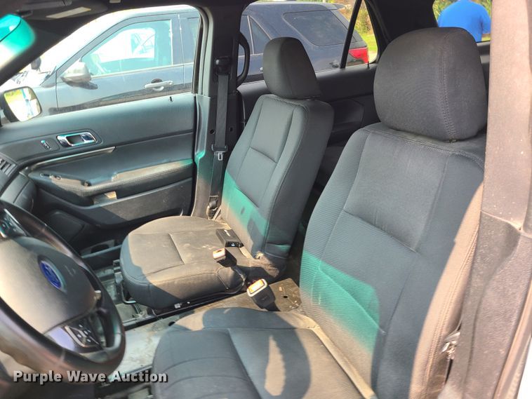 image for item IU9260 2017 Ford Explorer Police Interceptor  SUV