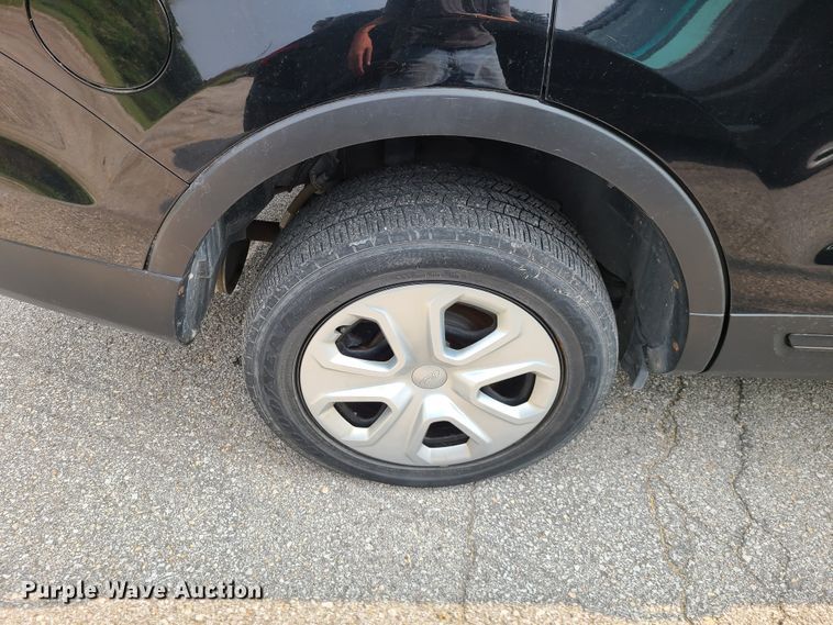 image for item IU9260 2017 Ford Explorer Police Interceptor  SUV