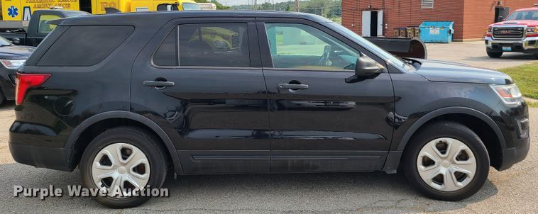 image for item IU9261 2016 Ford Explorer Police Interceptor  SUV