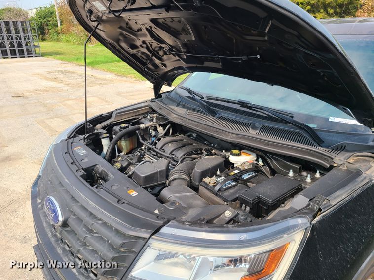 image for item IU9261 2016 Ford Explorer Police Interceptor  SUV