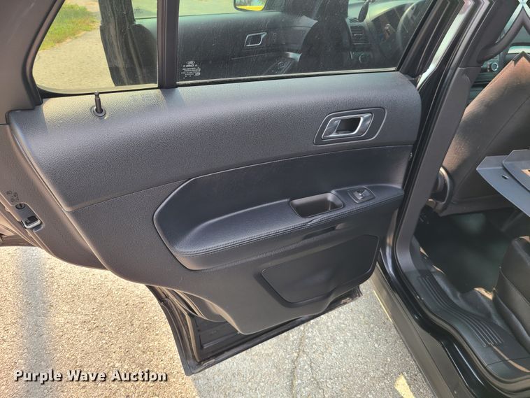 image for item IU9261 2016 Ford Explorer Police Interceptor  SUV