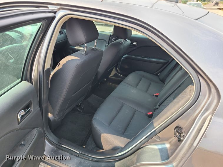 image for item IU9263 2012 Ford Fusion SE