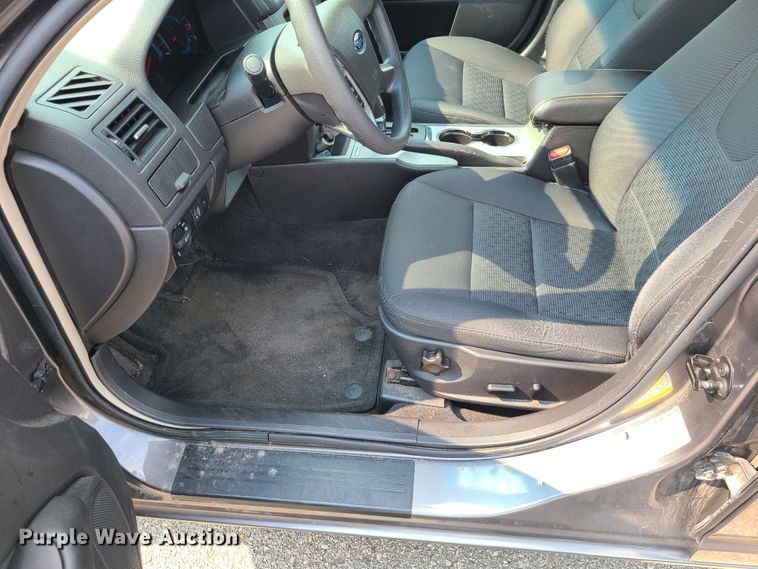 image for item IU9263 2012 Ford Fusion SE