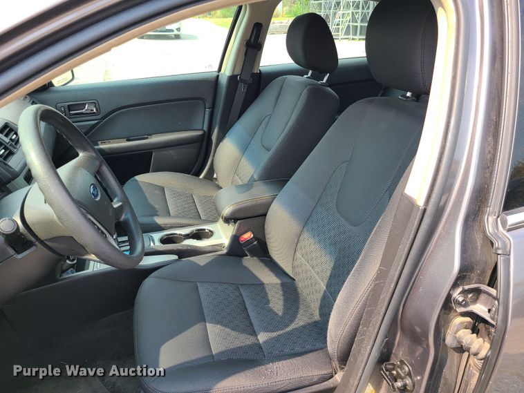 image for item IU9263 2012 Ford Fusion SE