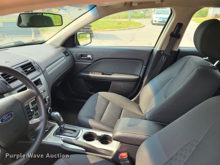 image for item IU9263 2012 Ford Fusion SE
