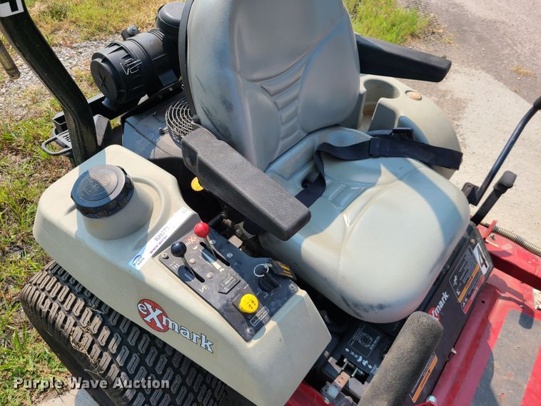 image for item IU9277 Exmark  ZTR lawn mower