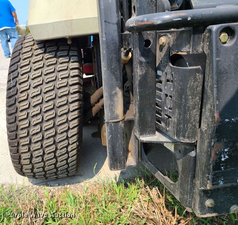 image for item IU9277 Exmark  ZTR lawn mower