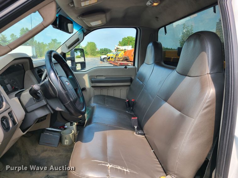 image for item IU9432 2010 Ford F550  bucket truck