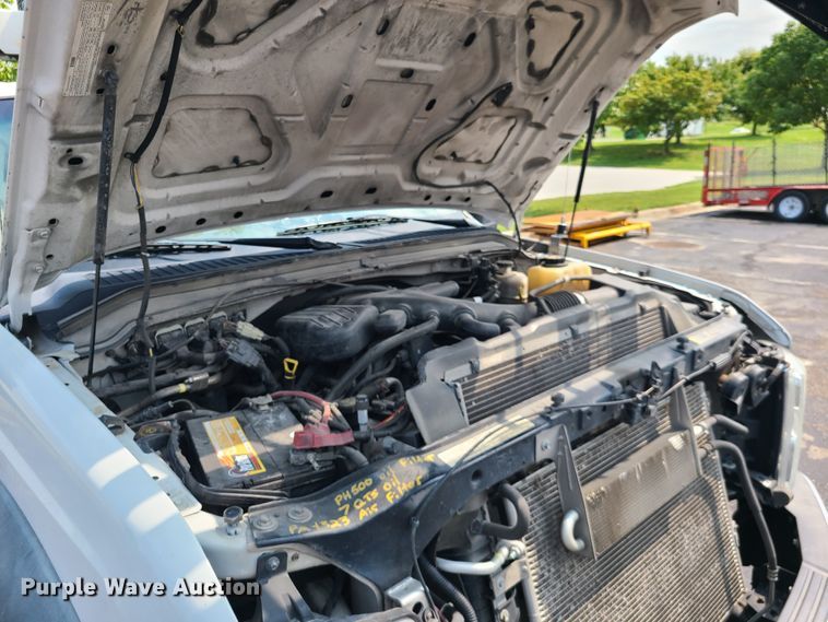 image for item IU9432 2010 Ford F550  bucket truck