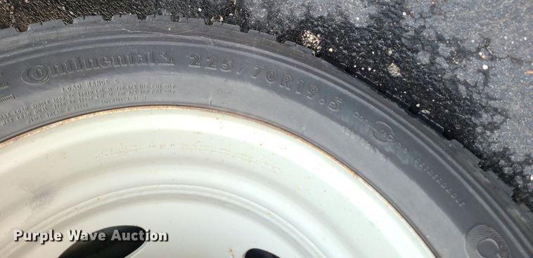 image for item IU9432 2010 Ford F550  bucket truck