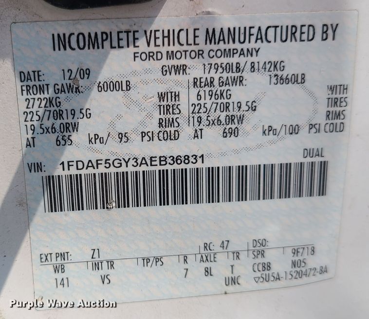 image for item IU9432 2010 Ford F550  bucket truck