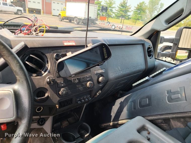 image for item IU9436 2011 Ford F550  bucket truck