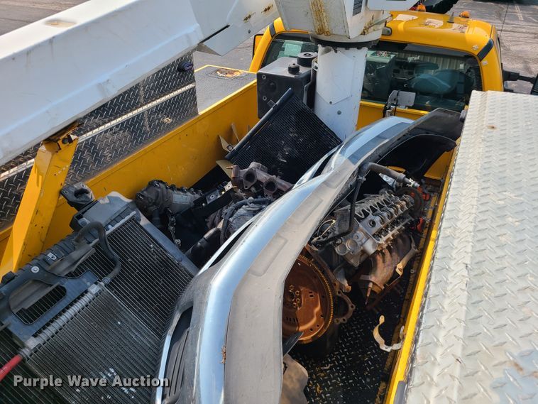 image for item IU9436 2011 Ford F550  bucket truck