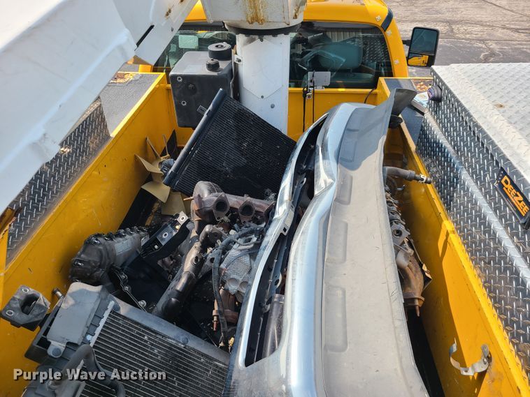 image for item IU9436 2011 Ford F550  bucket truck