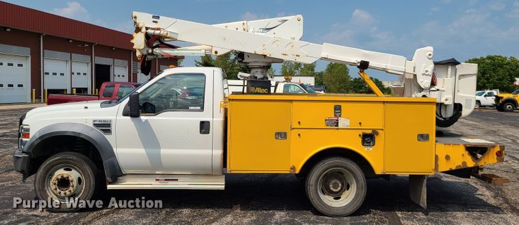 image for item IU9438 2010 Ford F550  bucket truck