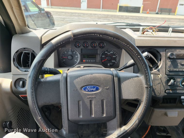 image for item IU9438 2010 Ford F550  bucket truck