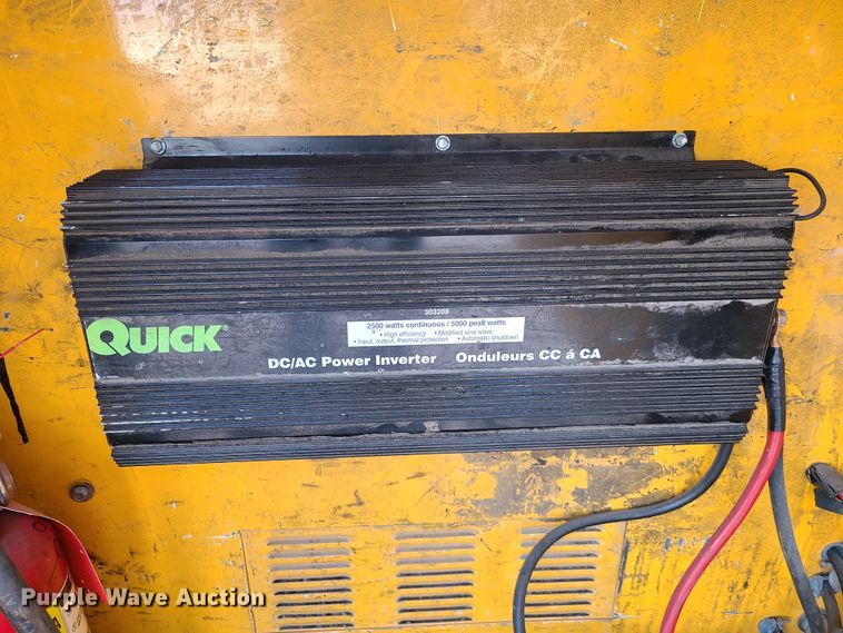 image for item IU9438 2010 Ford F550  bucket truck