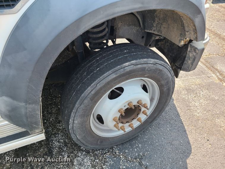 image for item IU9438 2010 Ford F550  bucket truck