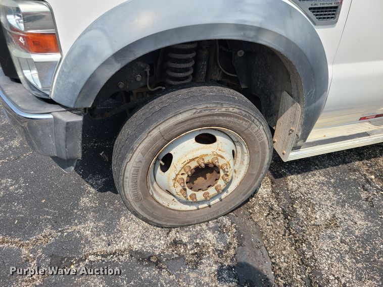 image for item IU9438 2010 Ford F550  bucket truck