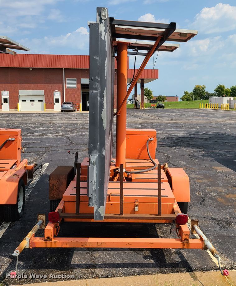 image for item IU9459 American Signal  message board trailer