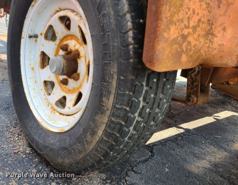 image for item IU9459 American Signal  message board trailer