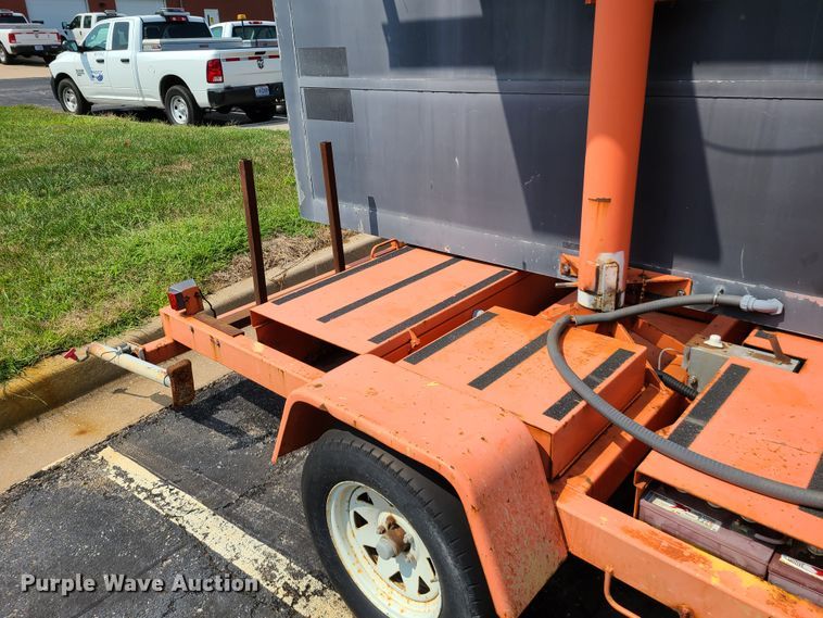 image for item IU9459 American Signal  message board trailer