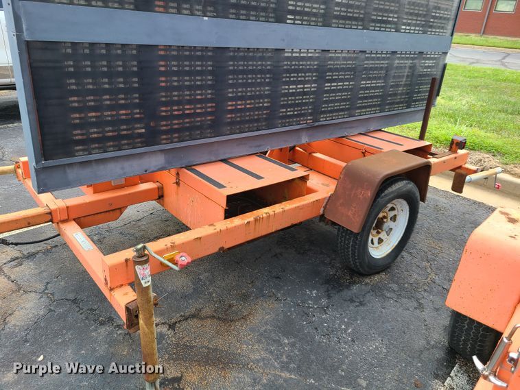 image for item IU9459 American Signal  message board trailer