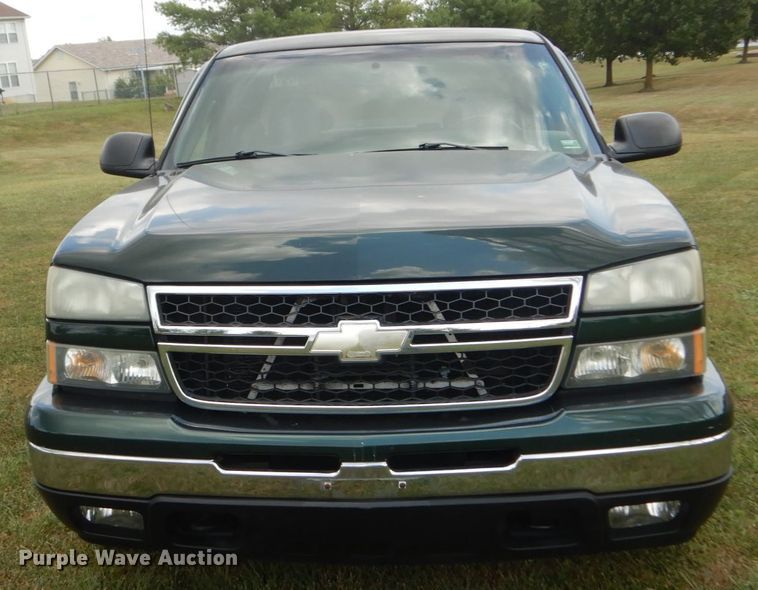 image for item JG9141 2007 Chevrolet Silverado 1500  Ext. Cab pickup truck