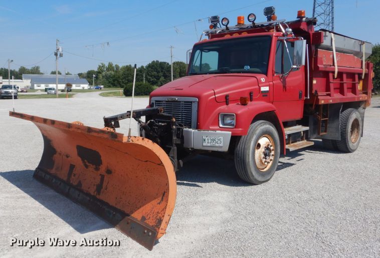 image for item JG9148 2003 Freightliner FL70  dump truck