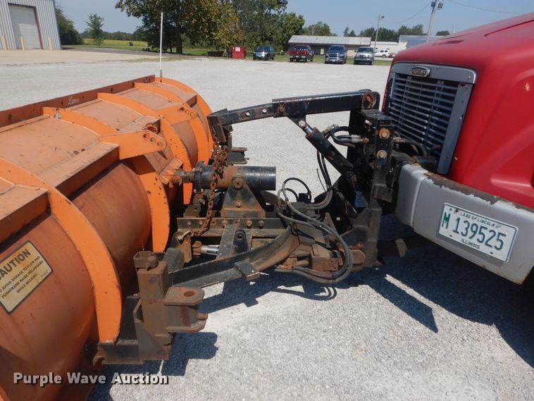 image for item JG9148 2003 Freightliner FL70  dump truck