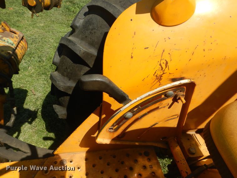 image for item JG9172 1986 John Deere 2150  tractor