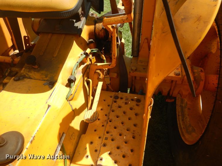 image for item JG9172 1986 John Deere 2150  tractor