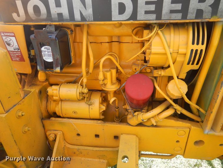 image for item JG9172 1986 John Deere 2150  tractor