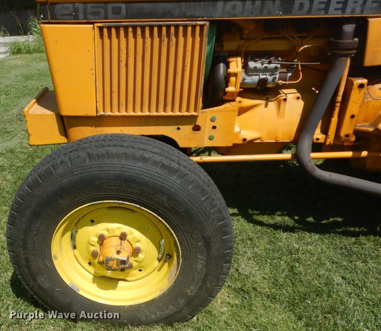image for item JG9172 1986 John Deere 2150  tractor