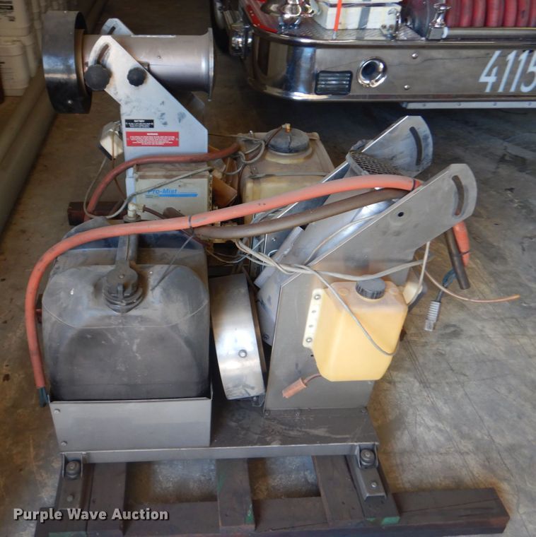 image for item JG9174 Pro-Mist 25 HD 0003S3  mosquito fogger