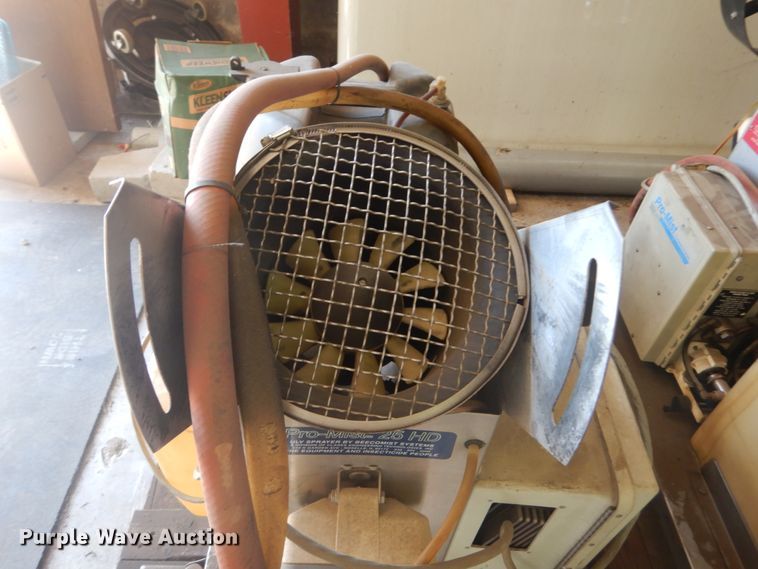 image for item JG9174 Pro-Mist 25 HD 0003S3  mosquito fogger