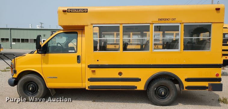 image for item JM9702 2001 Chevrolet Express 3500 Cargo  school bus