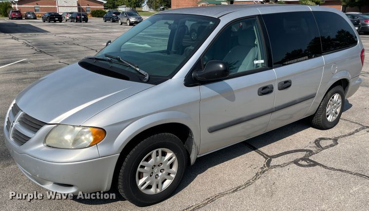image for item JQ9595 2006 Dodge Grand Caravan  van