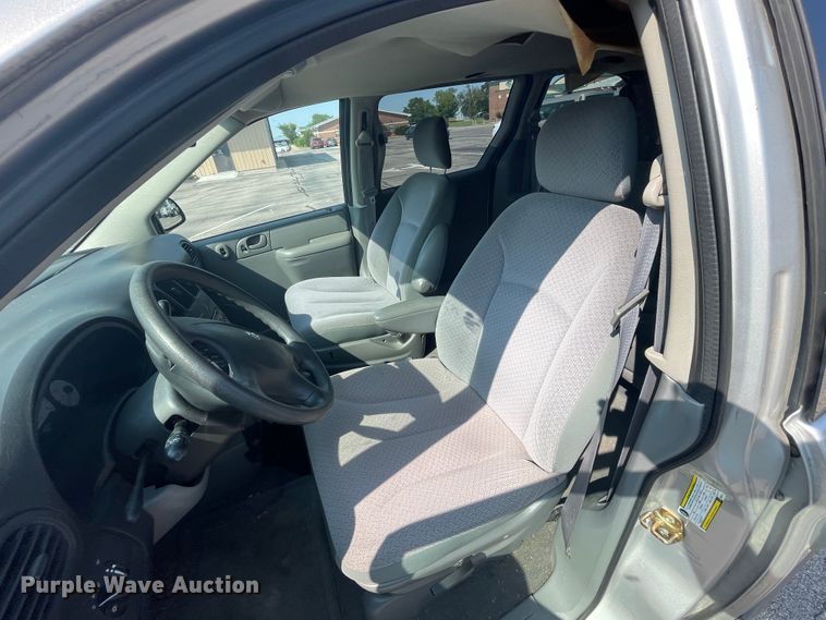 image for item JQ9595 2006 Dodge Grand Caravan  van