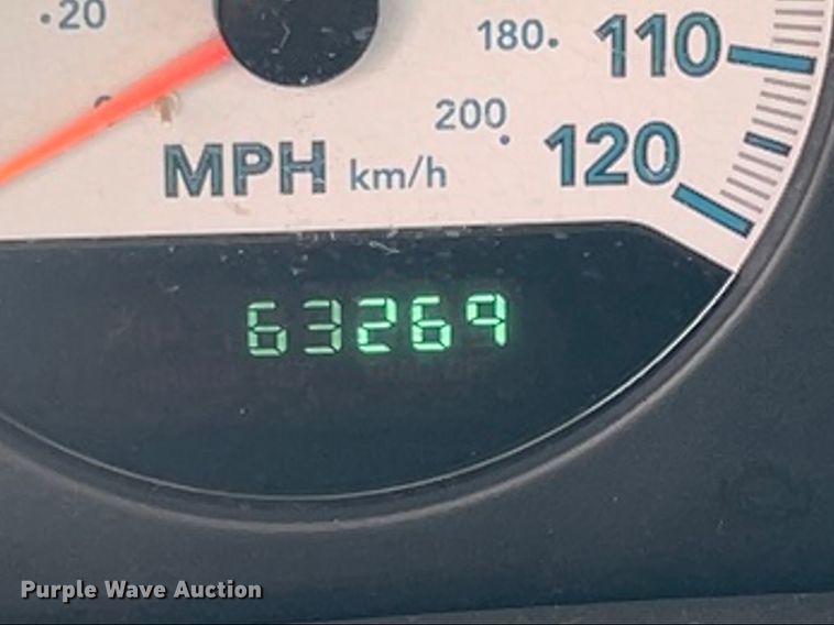 image for item JQ9595 2006 Dodge Grand Caravan  van