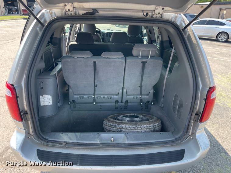 image for item JQ9595 2006 Dodge Grand Caravan  van