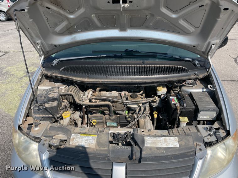 image for item JQ9595 2006 Dodge Grand Caravan  van